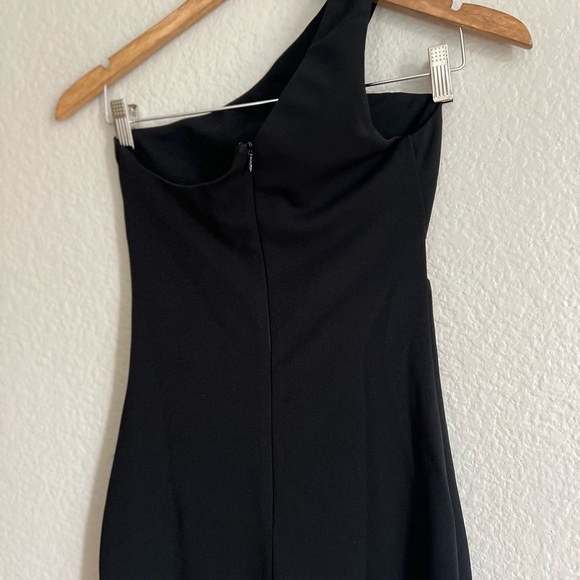 NWOT Show-Stopping Style Black One-Shoulder Cutout Maxi Dress - Picture 6 of 7